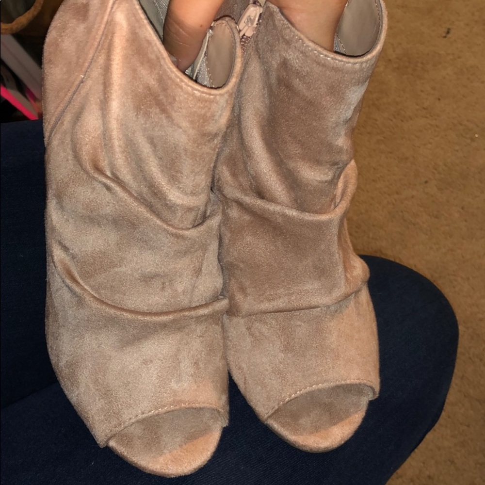 Pink Velvet Wedges